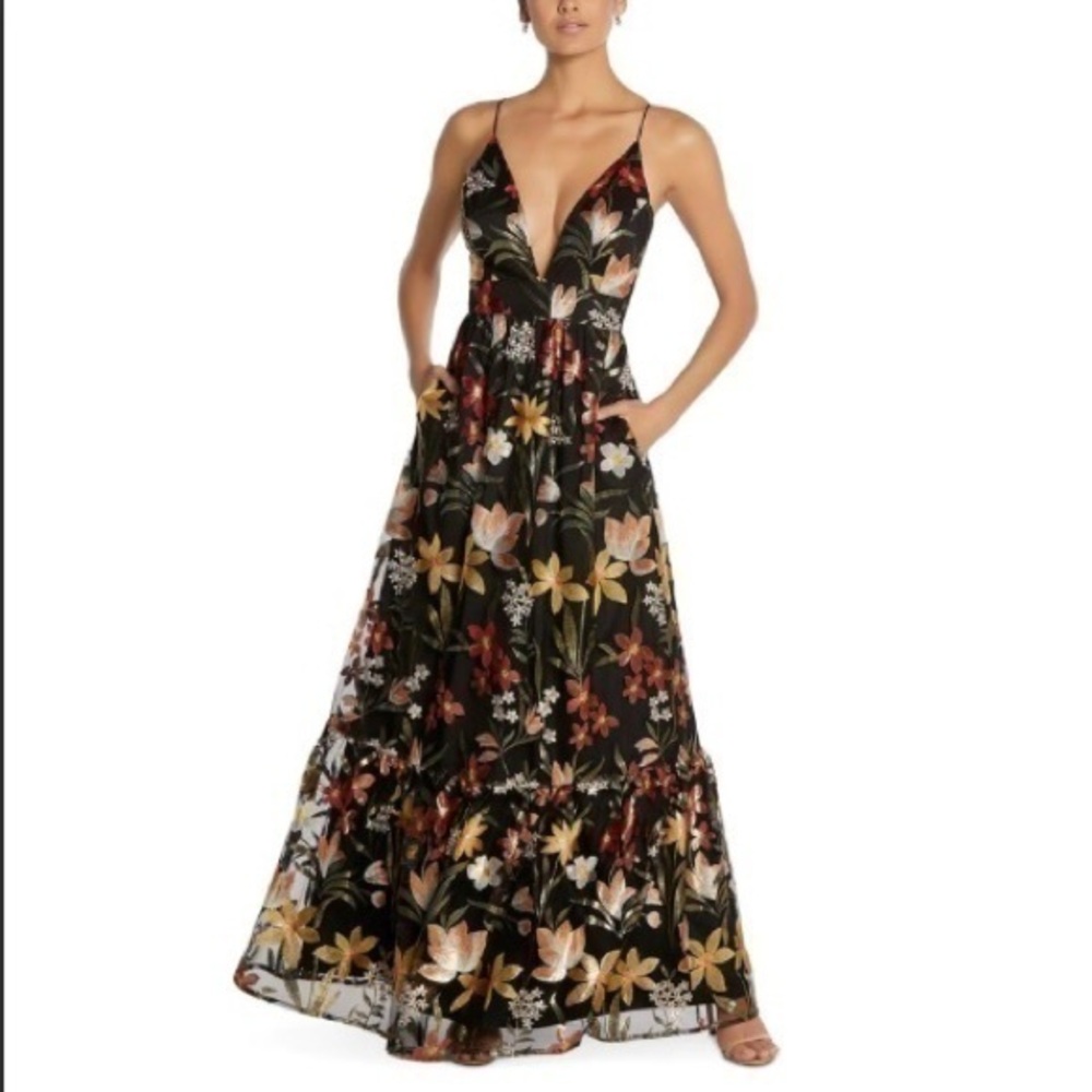 AIDAN MATTOX Adjustable Spaghetti Strap METALLIC FLORAL Gown in Black Multi